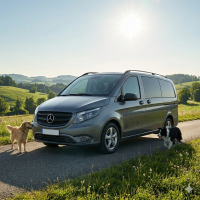 Van 9 Posti dalla Germania: Mercedes Vito Tourer, la Risposta a Inflazione e Vacanze Pet-Friendly Estate 2026
